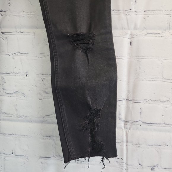 Hollister High Rise Crop Jegging Black - 11R - Picture 3 of 4